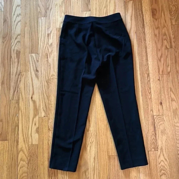 St John sz 4 Emma black slacks excellent pre owned condition tapered leg trouser - Picture 4 of 6